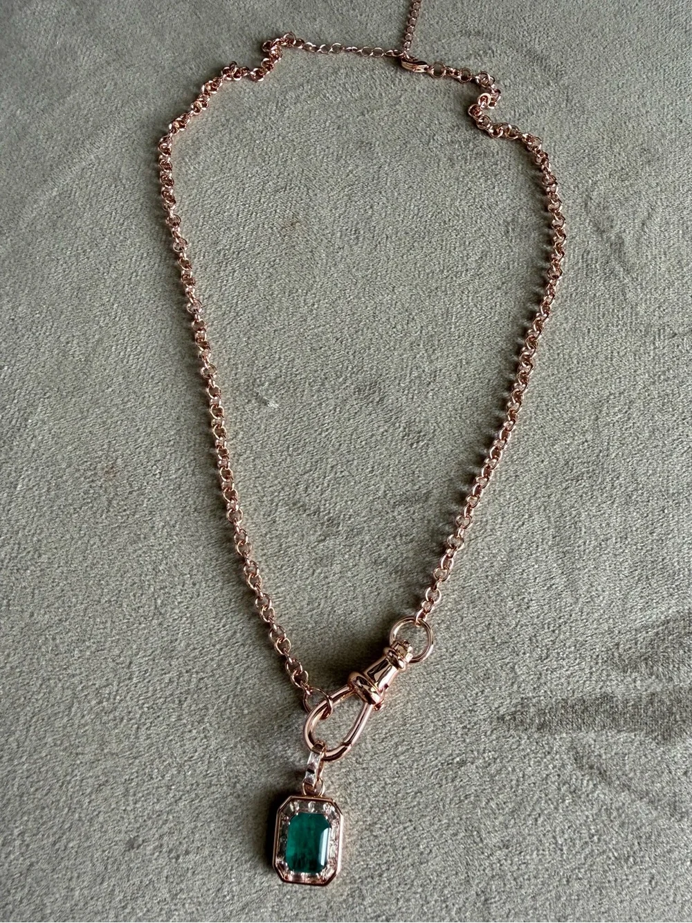 Rose Gold Chain Necklace with Emerald Green Pendant - Women Jewelry